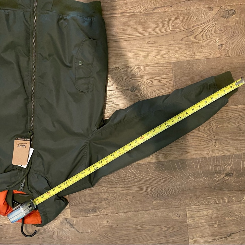 NWT Vans all weather water resistant KILROY BOMBER MTE JACKET in Grape Leaf - Picture 10 of 11